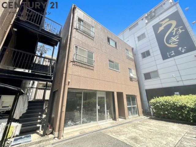 建物外観　駅まで平坦で生活便利な立地です。
