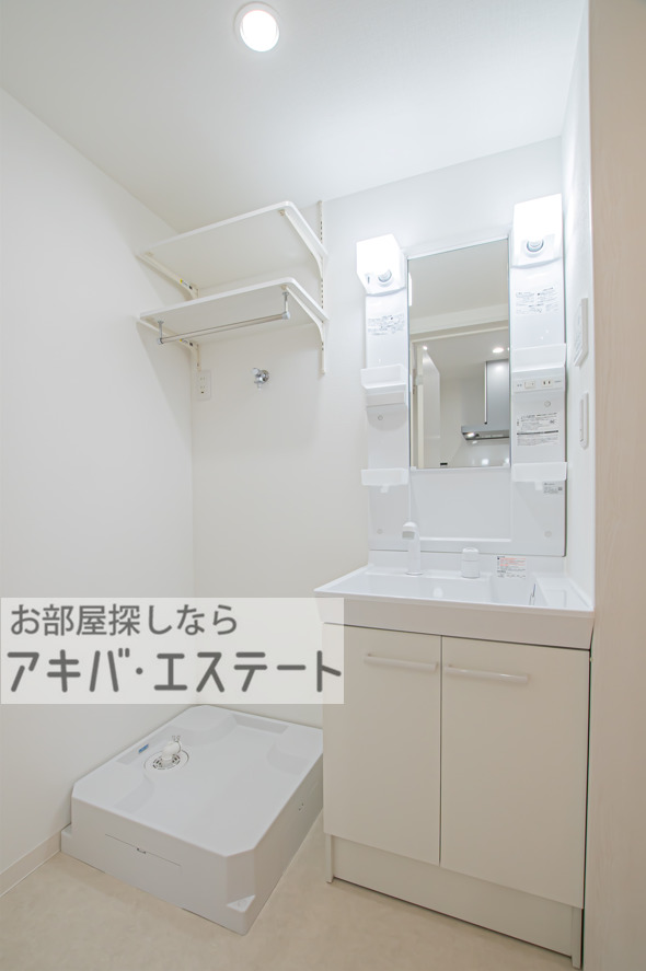 洗面設備　同一仕様写真