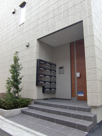 エントランス　オートロック付のエントランス