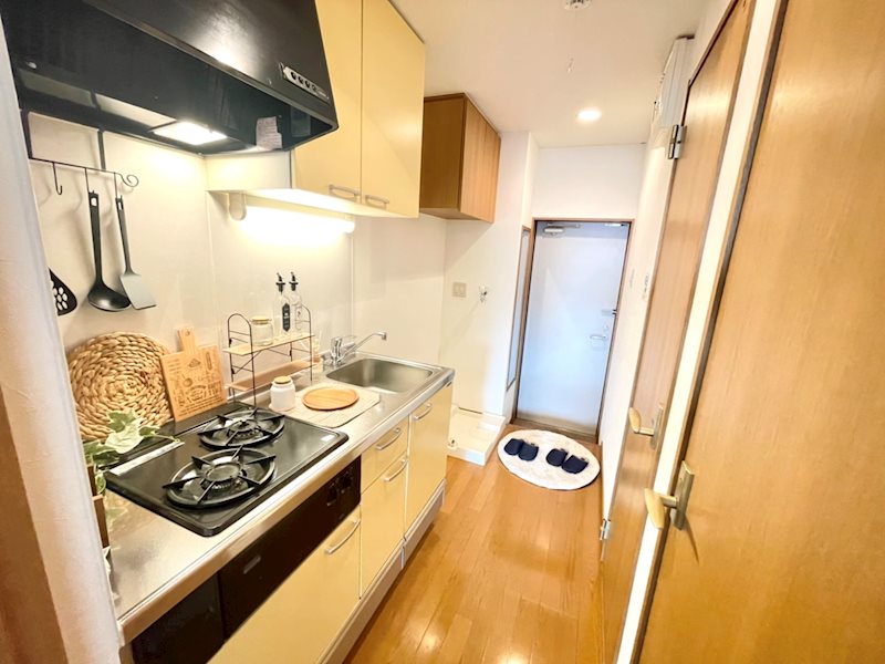 キッチン　※同タイプ別号室の写真です★（実際のお部屋とは異なります）