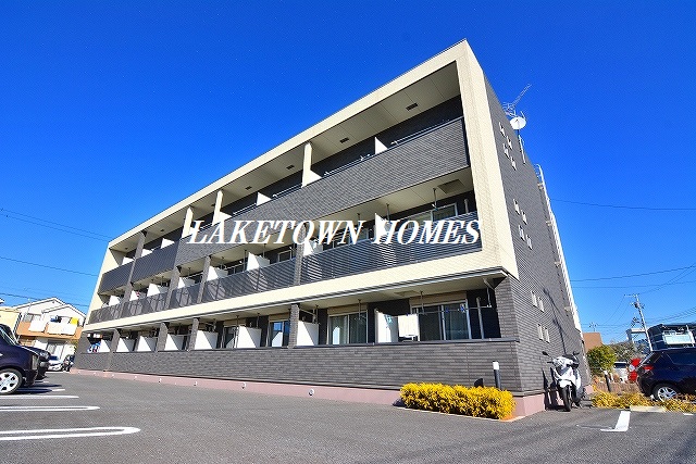 建物外観　吉川市のお住まい探しなら、当社にお任せ下さい！
