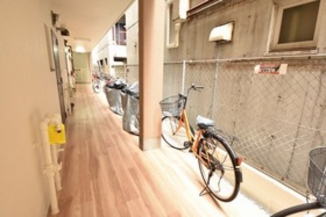 駐車場　駐輪場