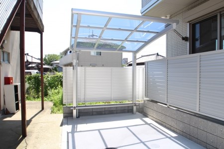 駐車場　駐輪場