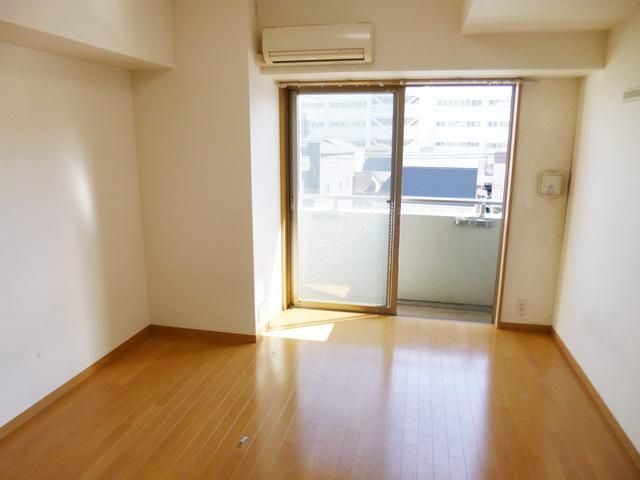 COZY COURT 三軒茶屋 TOKYOの居間写真