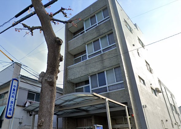 病院　中島内科消化器科医院（病院）まで370m