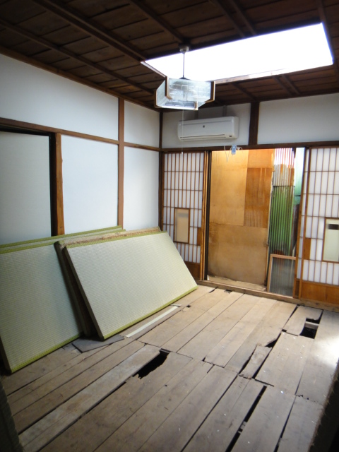 吉田一般貸住宅の居間写真