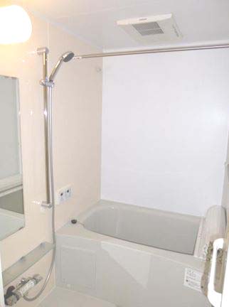 バス・シャワールーム　★追い焚き、浴室乾燥機付き★