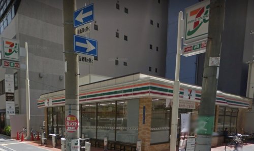 コンビニ　セブンイレブン 大阪道修町1丁目店（コンビニ）まで785m