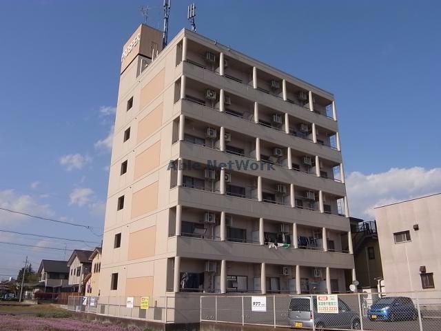 【岐阜市六条北のマンションの建物外観】