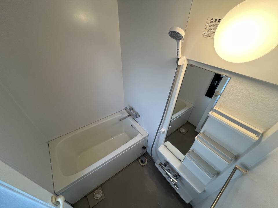 バス・シャワールーム　浴室