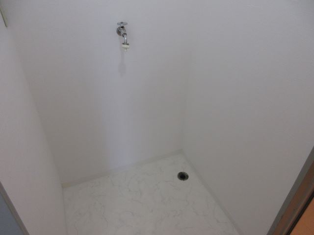 洗面設備　洗濯機置き場は室内です！