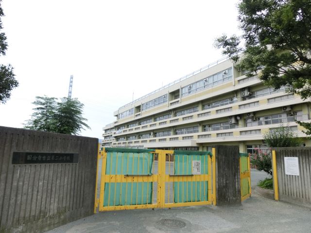 【富士本コーポの小学校】