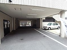 【エンクレスト警固の駐車場】