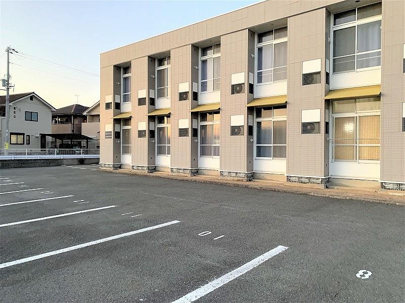 駐車場　広いです。