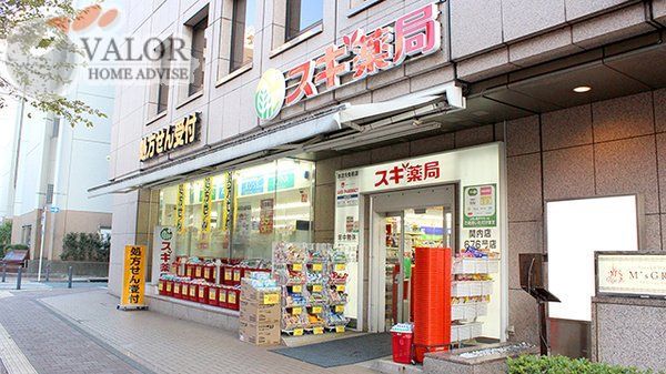 【横浜市中区松影町のマンションのドラックストア】