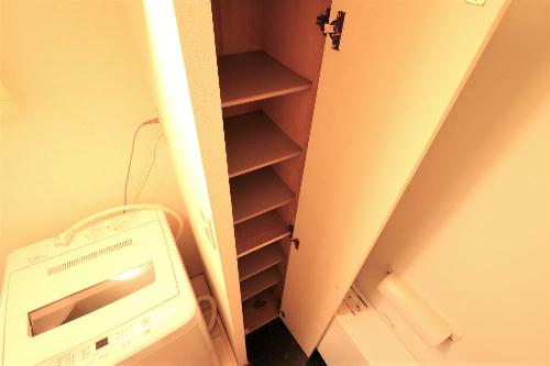 玄関　シューズボックス完備により女性でも安心