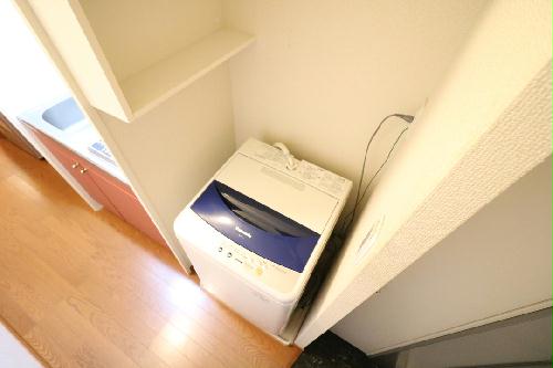 その他設備　洗濯機完備によりお手軽に引越しが可能！
