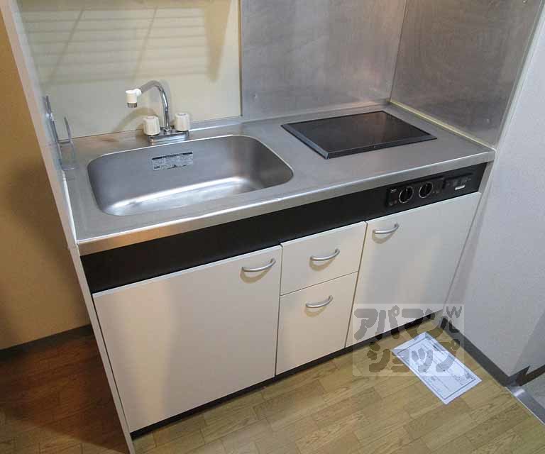 キッチン　２０３号室の写真です。