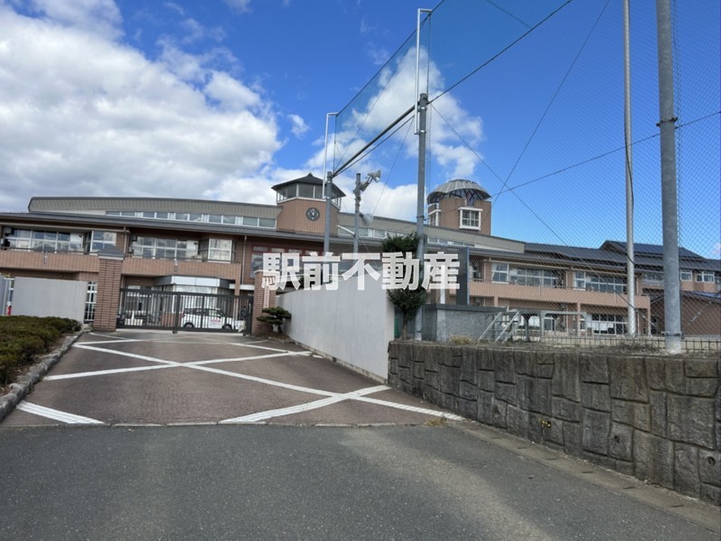 小学校　中広川小学校（小学校）まで1800m