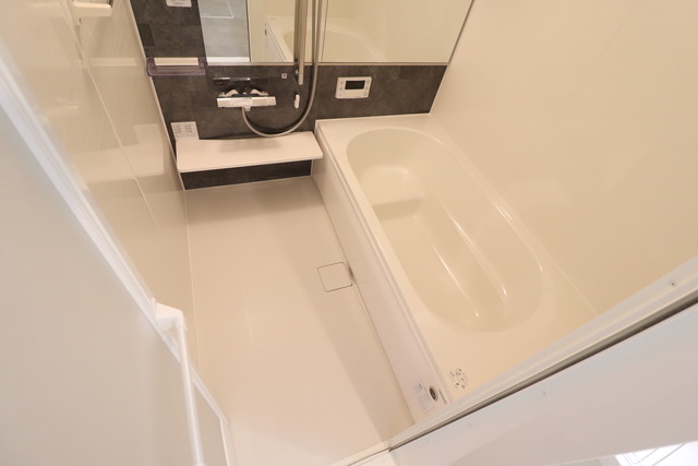 バス・シャワールーム　追い焚き機能付