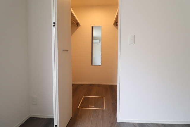 収納　ウォークインクローゼット