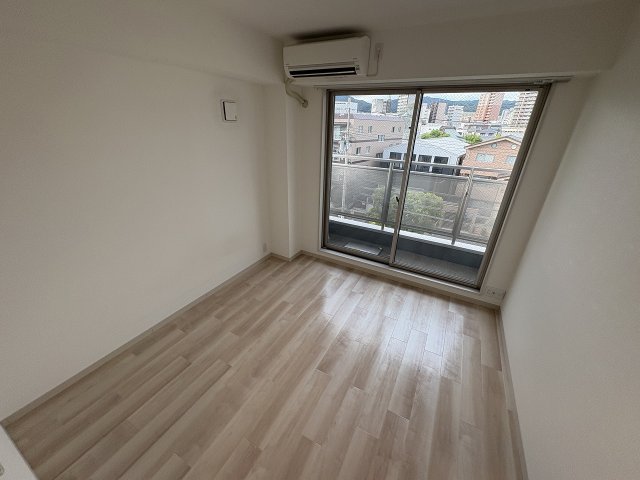 居室・リビング　ゆったり過ごせる居間です