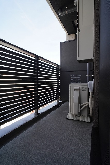 バルコニー　バルコニー