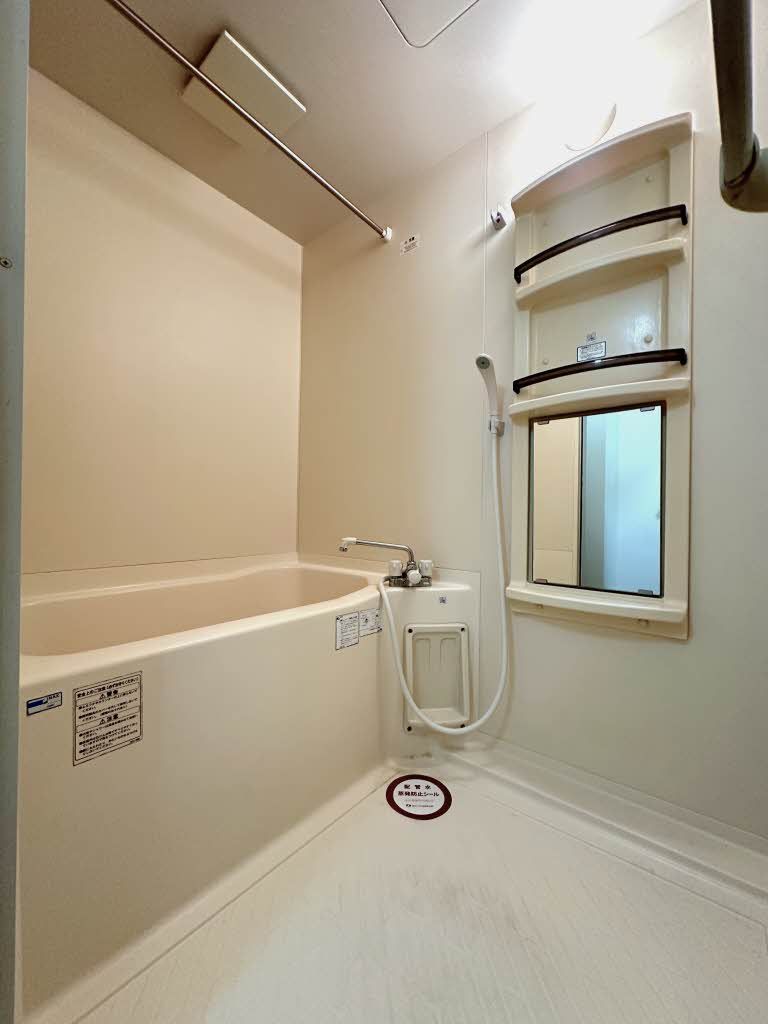バス・シャワールーム　浴室