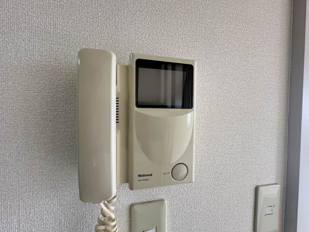 セキュリティ　モニタ付きドアホン