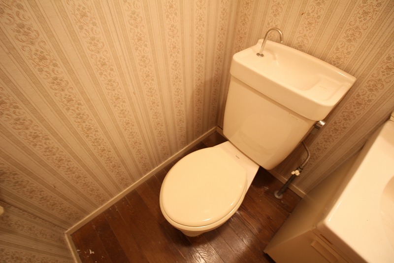 トイレ　※同タイプのお部屋写真です。現況優先。