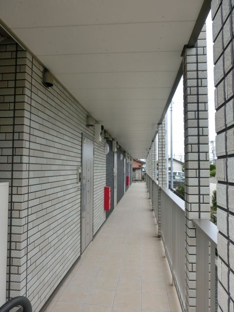 エントランス　お部屋につながるエントランスです