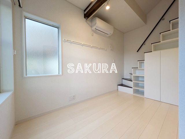 その他設備　室内エアコン付き♪