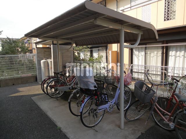 その他共有部分　◇屋根付き駐輪場完備◇