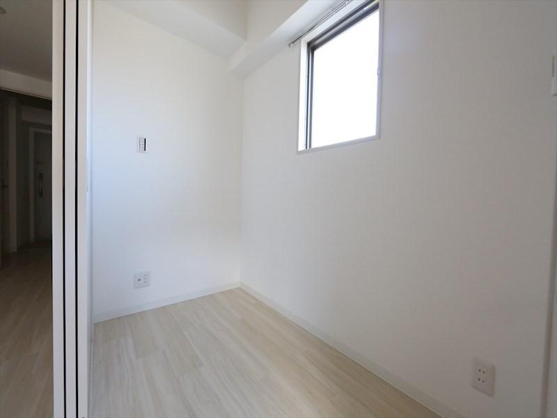 その他部屋・スペース　ＬＤＫ8帖　洋室2帖　つなげても仕切っても使えます