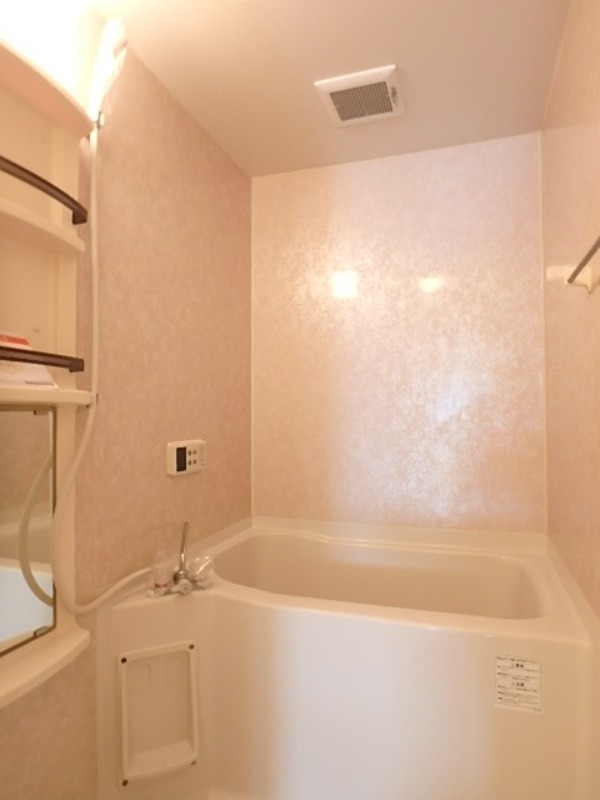 バス・シャワールーム　図面と現状に相違がある場合には現状を優先