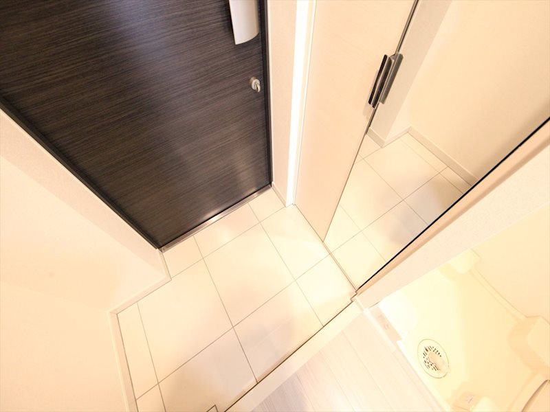 玄関　玄関（シューズボックス完備）