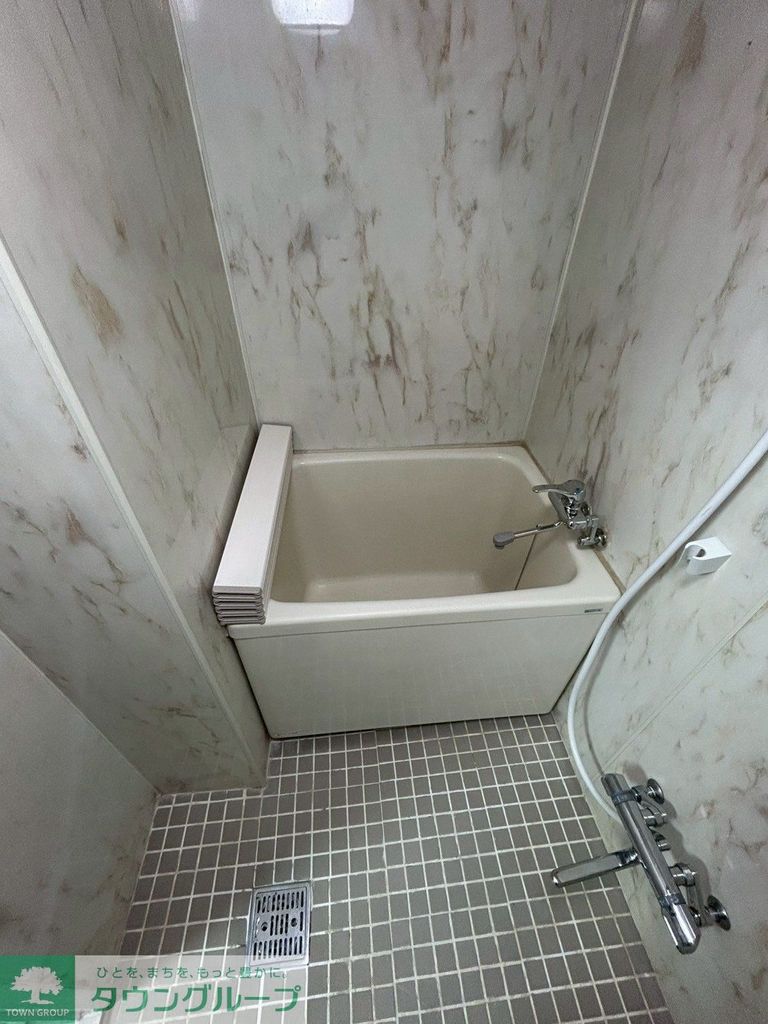 バス・シャワールーム　バス