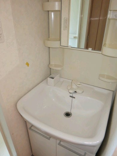 洗面設備　独立洗面台完備です。