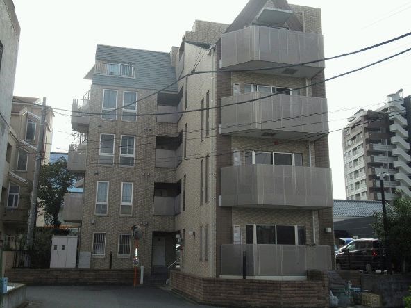 建物外観　聖蹟桜ヶ丘駅徒歩圏内で通勤通学便利です。