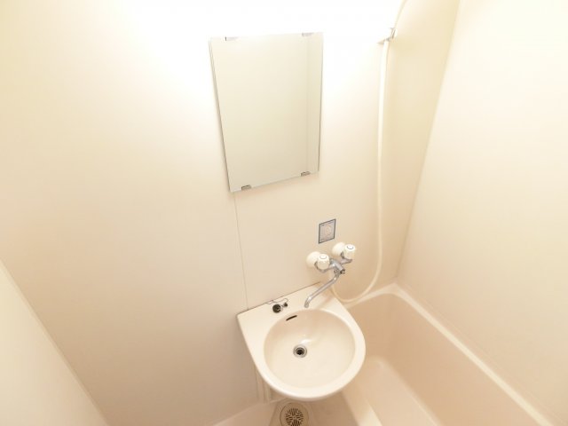 洗面設備　同物件別部屋