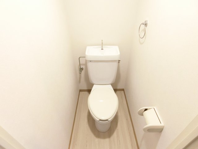 トイレ　同物件別部屋