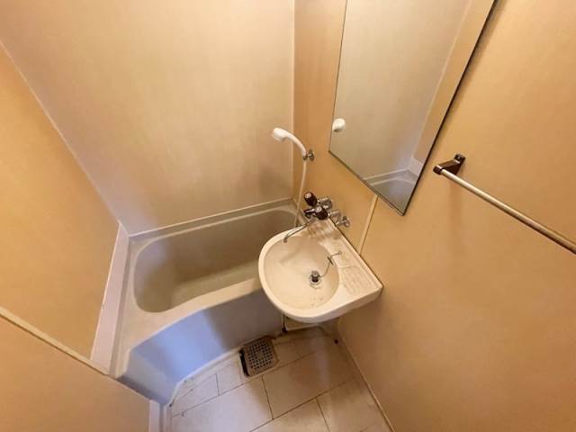 バス・シャワールーム　別号室イメージ