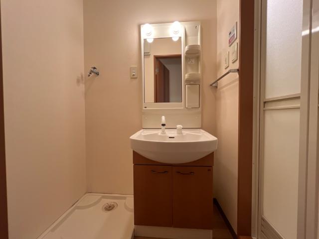 洗面設備　洗髪洗面化粧台