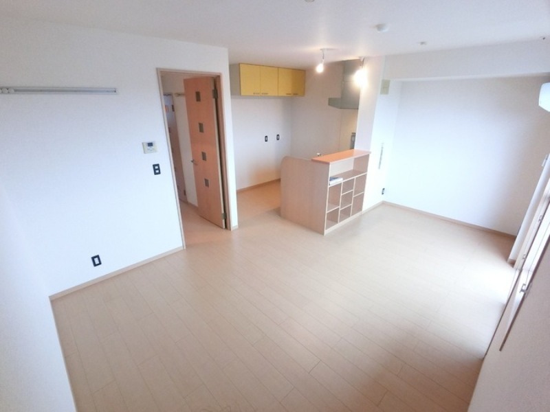 居室・リビング　図面と現状に相違がある場合には現状を優先