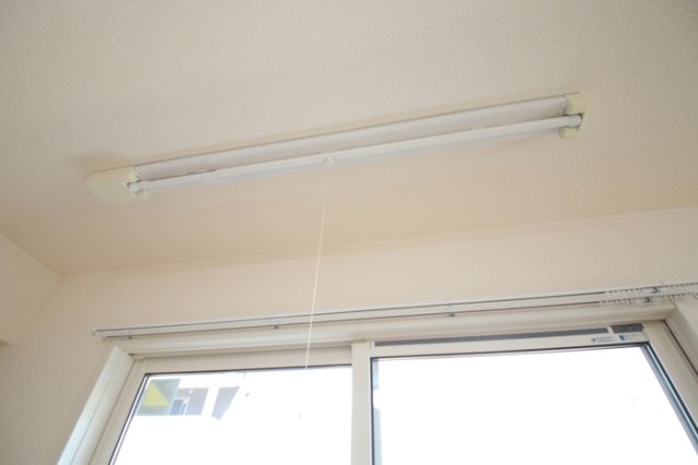 その他設備　室内物干し