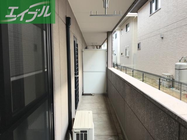 バルコニー　ベランダ