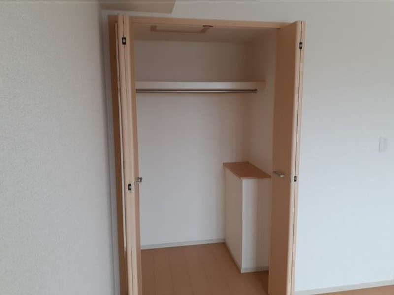 収納　図面と現状に相違がある場合には現状を優先