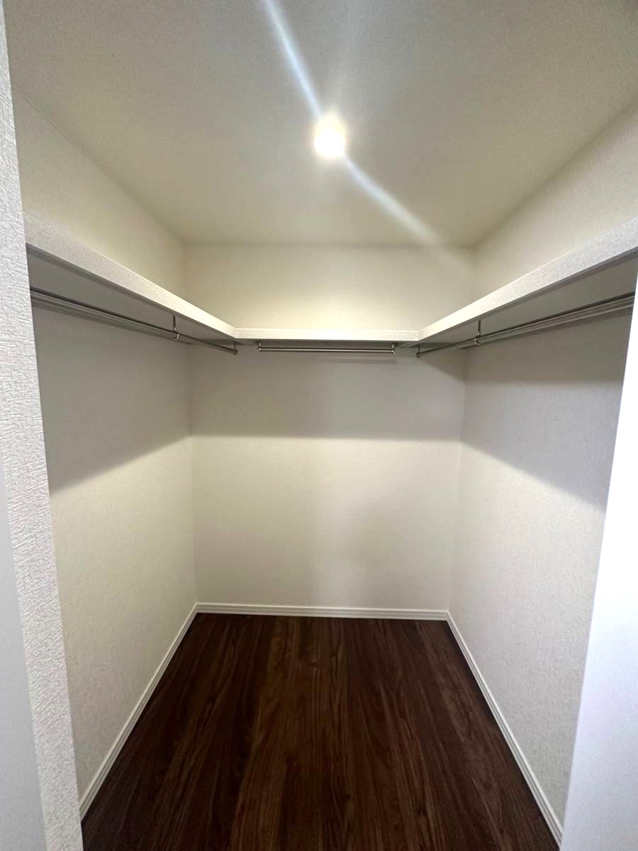 収納　便利なウォークインクローゼット♪※同仕様になります