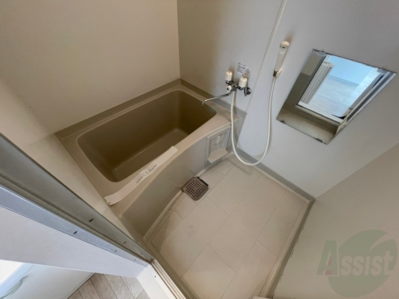 バス・シャワールーム　お風呂です。ゆっくりお風呂につかるのも体に良いですね～