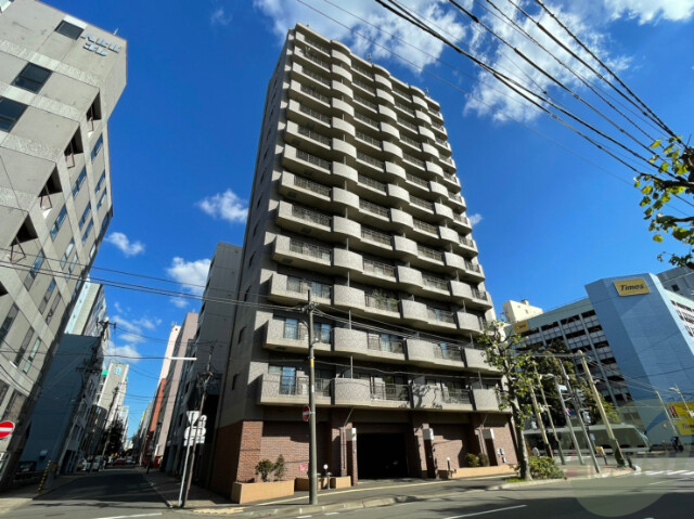 建物外観　札幌市中央区南４条西「ティアラ資生館」